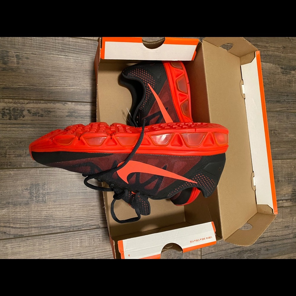 Nike Tailwind 7’s New in box